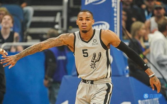 间的默契配 间的默契配