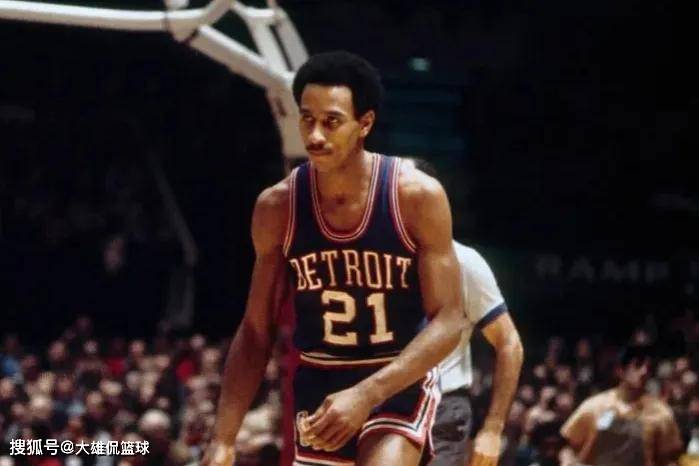 球队坚实的 球队坚实的