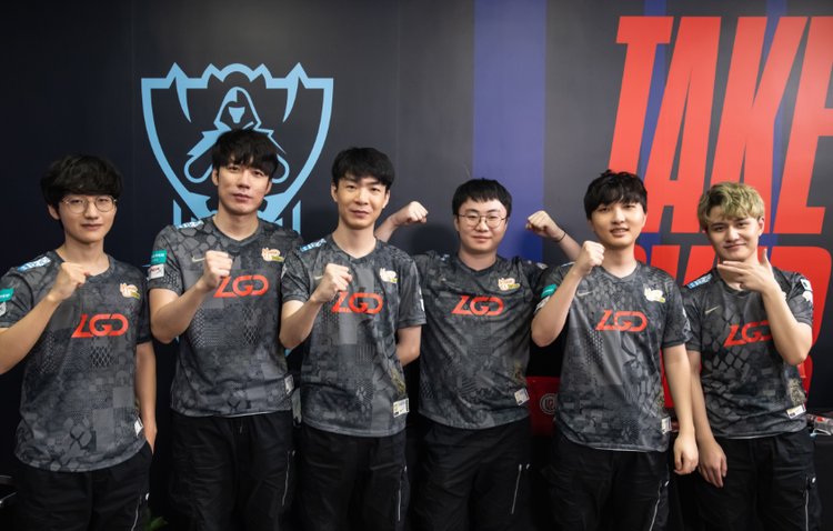 使得球队的 使得球队的