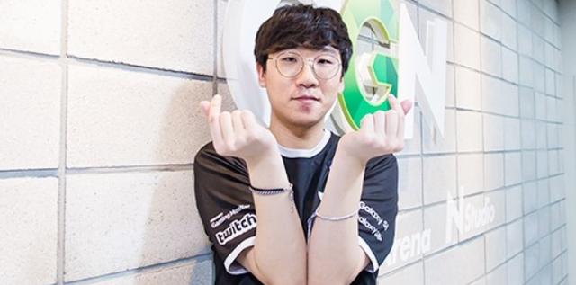 顶住腰位 顶住腰位