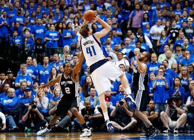 利物浦的中 利物浦的中